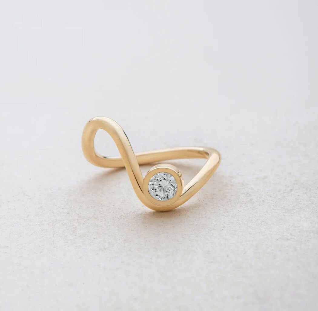 Round Flow Ring