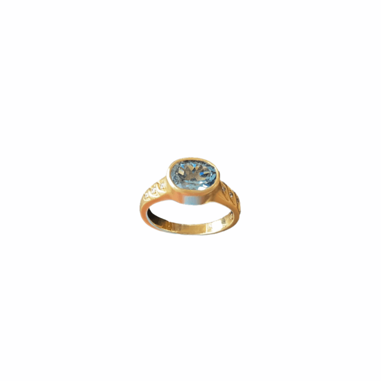 Blue Sapphire Oval Ring with Diamonds